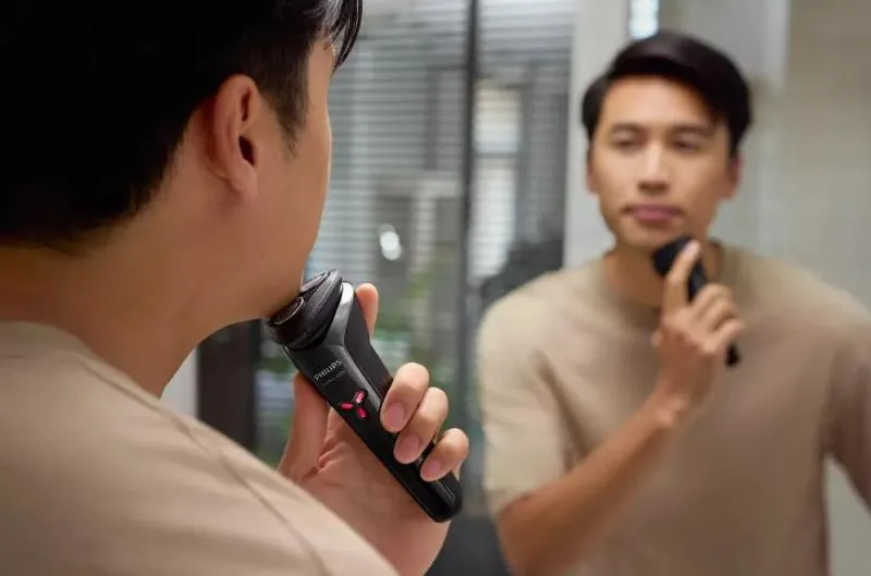 Philips S1103 02 Electric Shaver Series 1000 For Men (2)