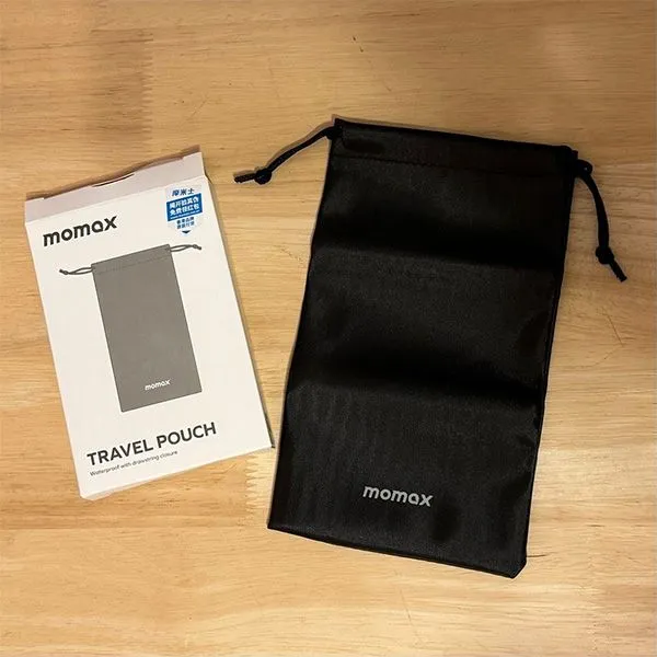 Momax Travel Pouch Waterproof With Drawstring Closure (2)