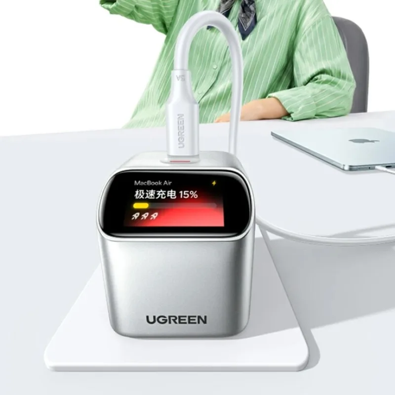 Ugreen X740 compact 45W USB-C GaN fast charger